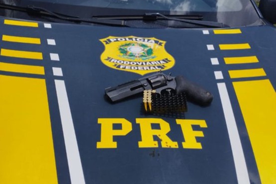 ARMA ILEGAL: PRF apreende arma de fogo em Ouro Preto do Oeste/RO
