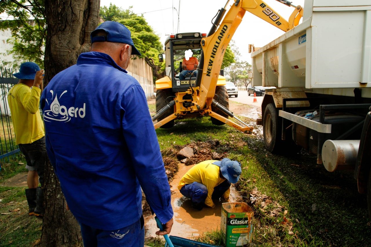 ABUSO Caerd e Agero querem reajustar tarifa de água em 70 em 2023