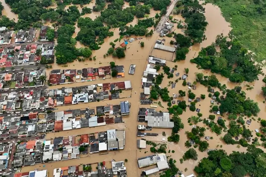ALAGAÇÃO: Acre está em estado de emergência em saúde devido à enchente