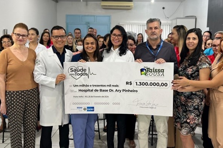 TAISSA SOUSA: Deputada faz entrega simbólica para o Hospital de Base Ary Pinheiro