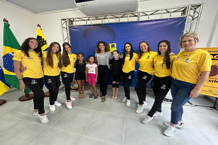 DE GUAJARÁ-MIRIM: Crianças realizam sonho de conhecer Seleção Brasileira de Ginástica Rítmica