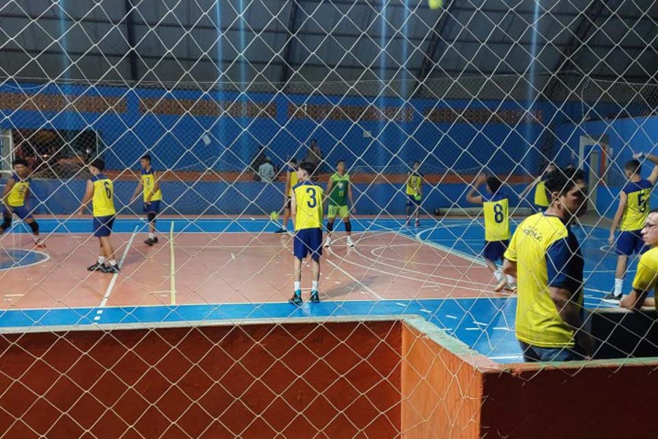 COPA AVV: Equipes de voleibol de Porto Velho participam de competição em Vilhena