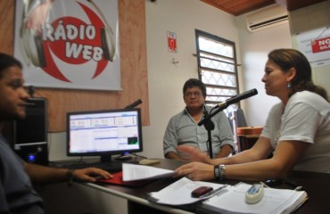 Artista Plástico Julio Carvalho visita Rádio Web Rondoniaovivo