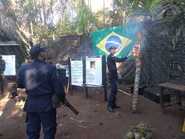 NA SELVA: Exército ministra instrução para policiais militares de Rondônia