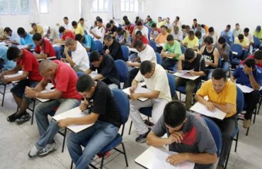 Prefeitura de Candeias do Jamary homologa concurso publico nº 001/2012