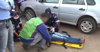 Funcionário bate no carro do patrão e é socorrido ao Hospital 