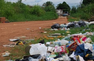 MATO ALTO E ASSALTOS - Moradores da zona Norte de Porto Velho pedem socorro à Prefeitura - Confira fotos