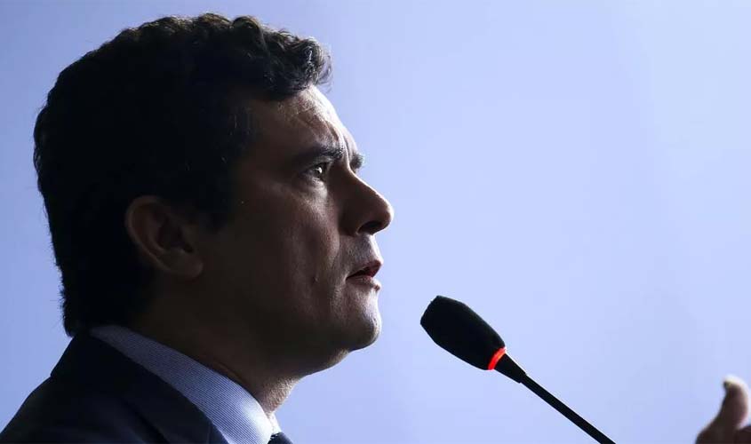 EX-MINISTRO: Moro deve sair do Brasil e desistir de disputar eleições