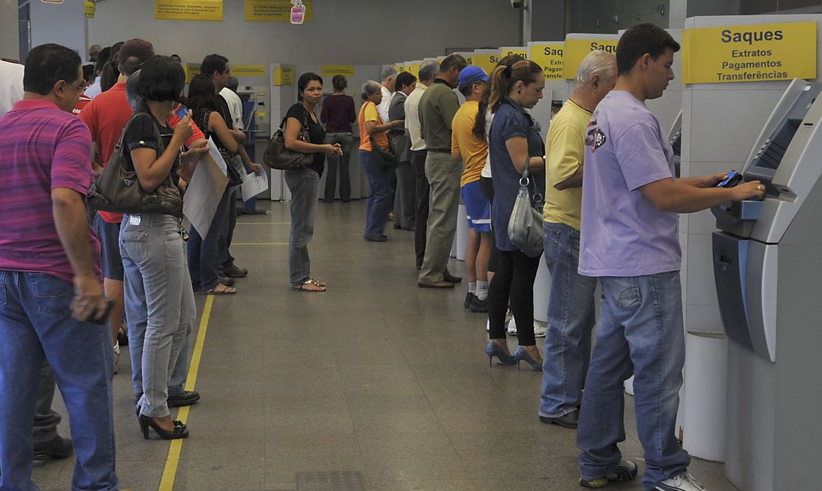 FOLIA: Bancos estarão fechados na segunda-feira e terça-feira de carnaval