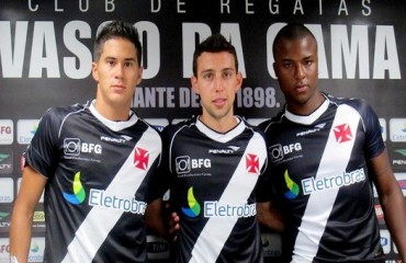 Elsinho lateral de Porto Velho se apresenta ao Vasco da Gama