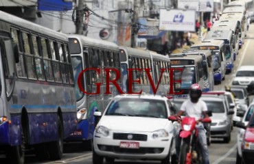 Transporte coletivo da capital entra em greve e frota de ônibus é reduzida em mais de 50%