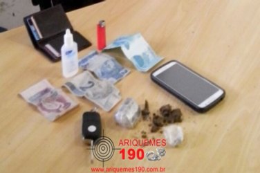 Patrulha Rural prende dupla com droga 