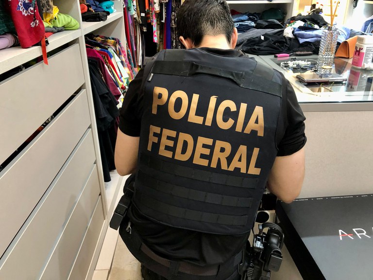 RADIER: PF deflagra operação contra fraudes em licitações e corrupção no Amapá