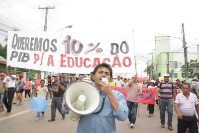 Greve é mantida na educação estadual