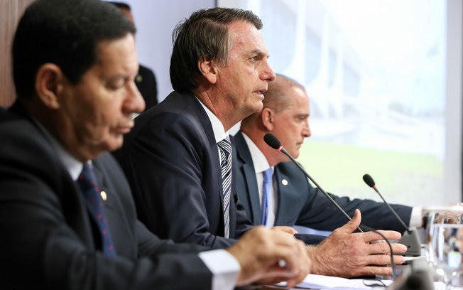 AVALIAÇÃO: Bolsonaro comanda hoje 18ª Reunião do Conselho de Governo