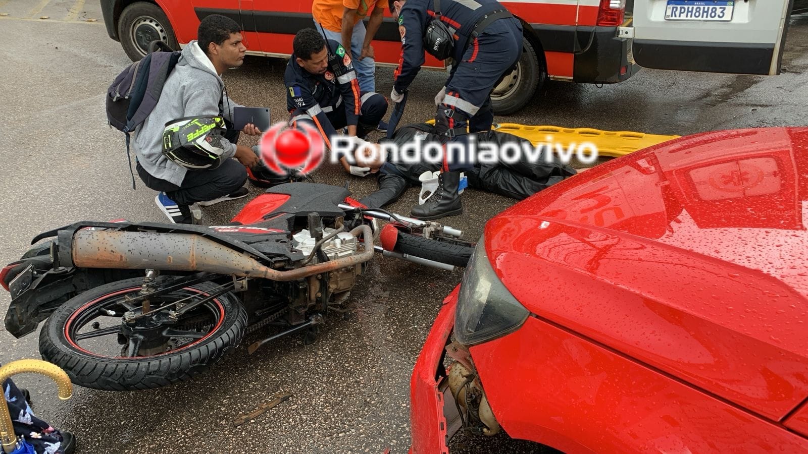 URGENTE: Motociclista fica desacordado em grave acidente na região Central 