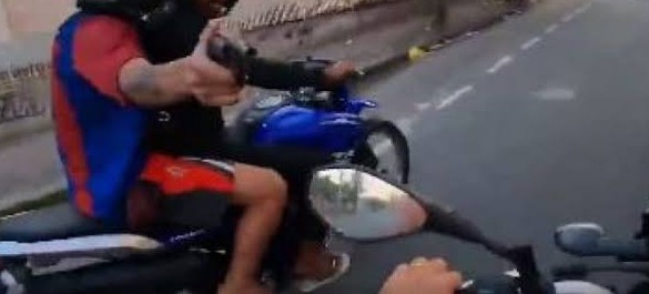 NO MARIANA: Moto aplicativo é rendido e assaltado por criminosos quando ia buscar passageiro