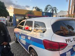 URGENTE: Mulher é hospitalizada ao engolir droga no '603' para tentar escapar da prisão 