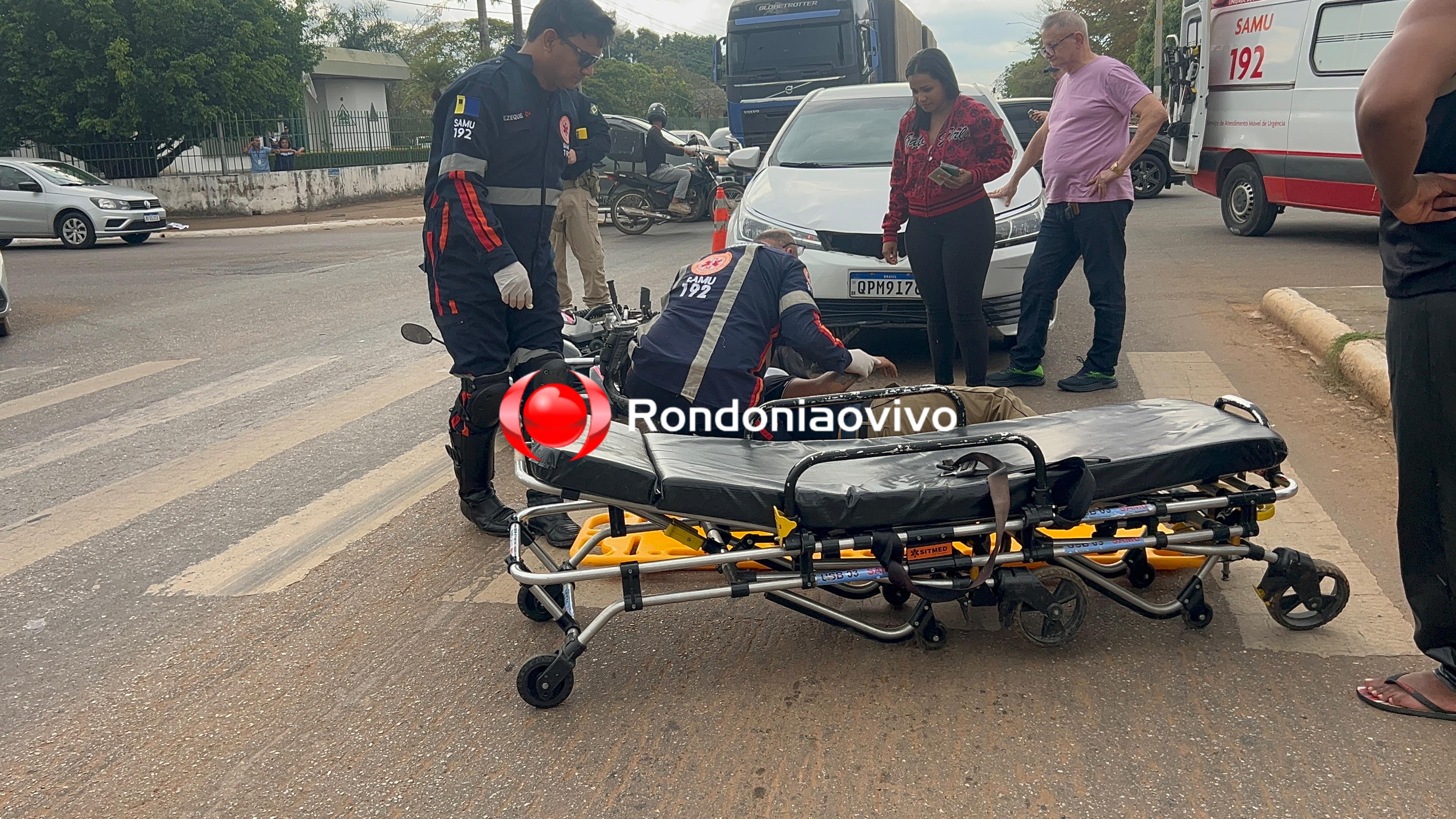VÍDEO: Vigilante é atropelada por Corolla na Avenida Jorge Teixeira 