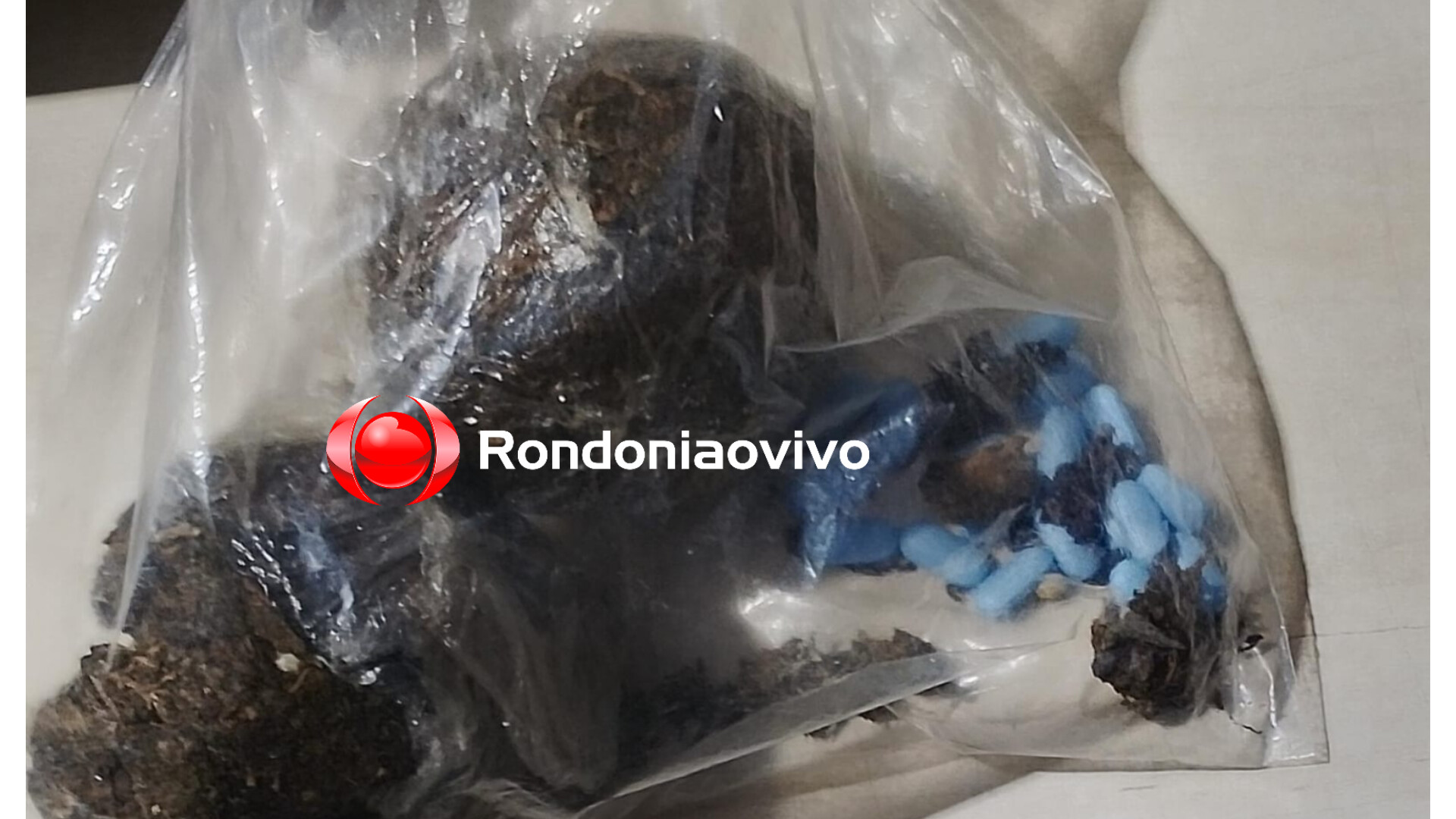 NO 603: Mulher é presa com drogas e tadalafila nas partes íntimas para o marido 