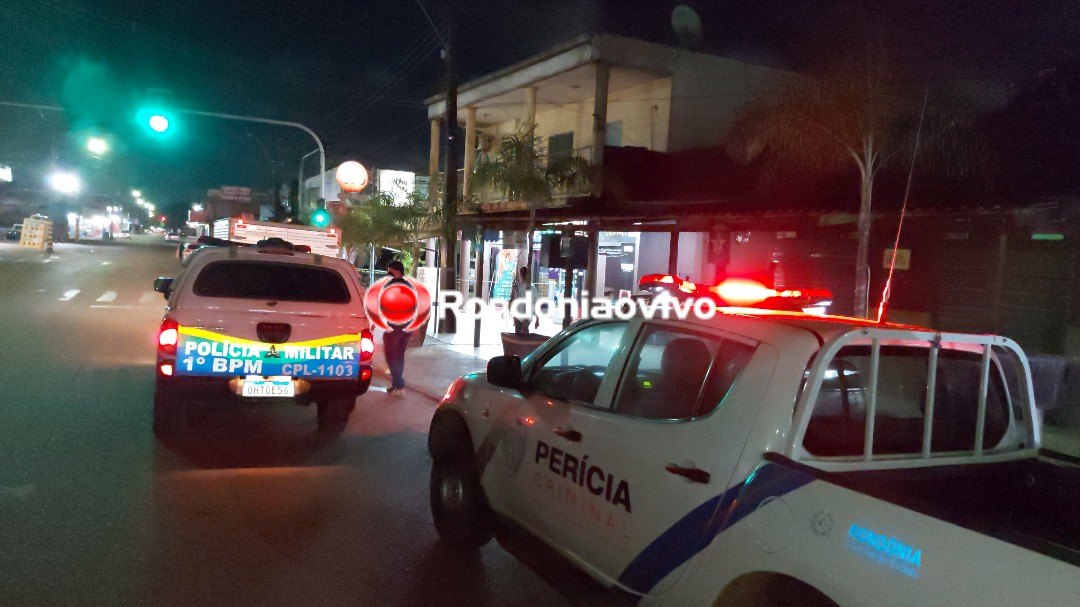 TIROTEIO: Criminoso atira várias vezes na frente de conveniência lotada de clientes 