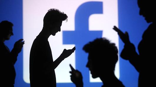 INTERNET: Erro no Facebook fez com que postagens privadas ficassem públicas