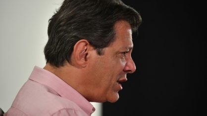 PECADO: Fernando Haddad nega ter jogado Bíblia fora e diz que ela foi furtada