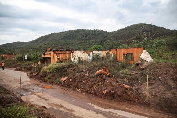 MP cobra cumprimento de reparação a atingidos por tragédia de Mariana