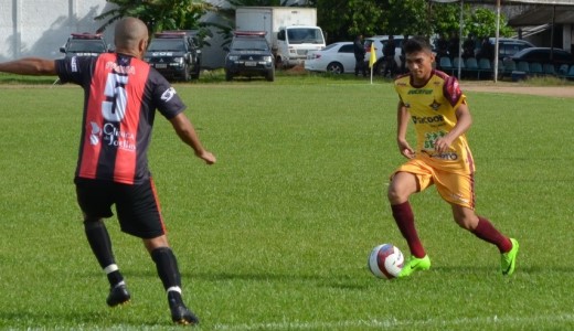 EQUIPE: Porto Velho Esporte Club oficializa a contratação do atacante Leandro