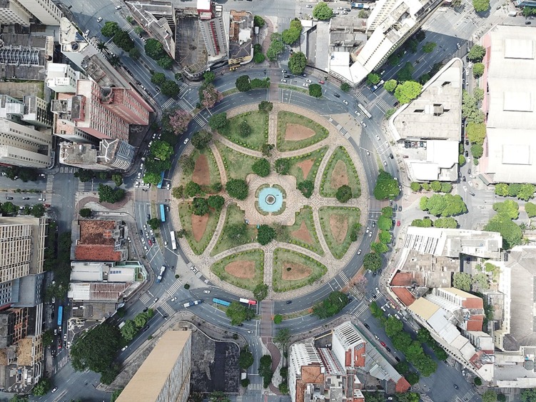 GESTÃO DAS CIDADES: Planejamento urbano existe, mas modelo adotado amplia desafios nas cidades