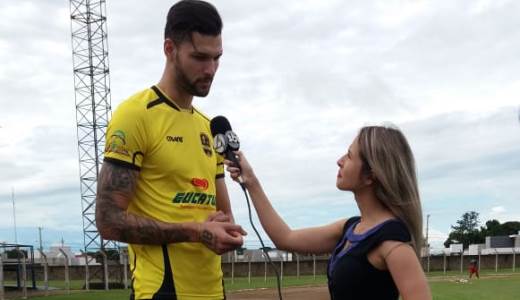 MERCADO: Vilhenense apresenta o atacante Matheus Fornazari como reforço