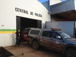 Suspeito de tráfico é preso em flagrante em beco da zona Sul