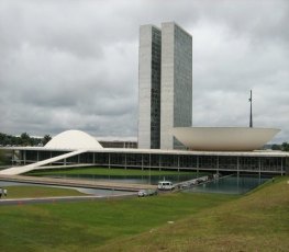 Planalto quer aprovar projeto que permite a terceirização no setor público