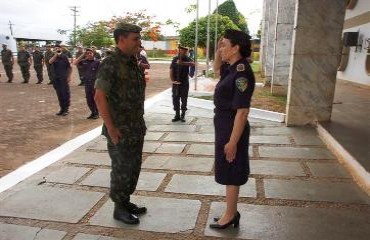 Policial Militar é preso após se recusar a receber documento