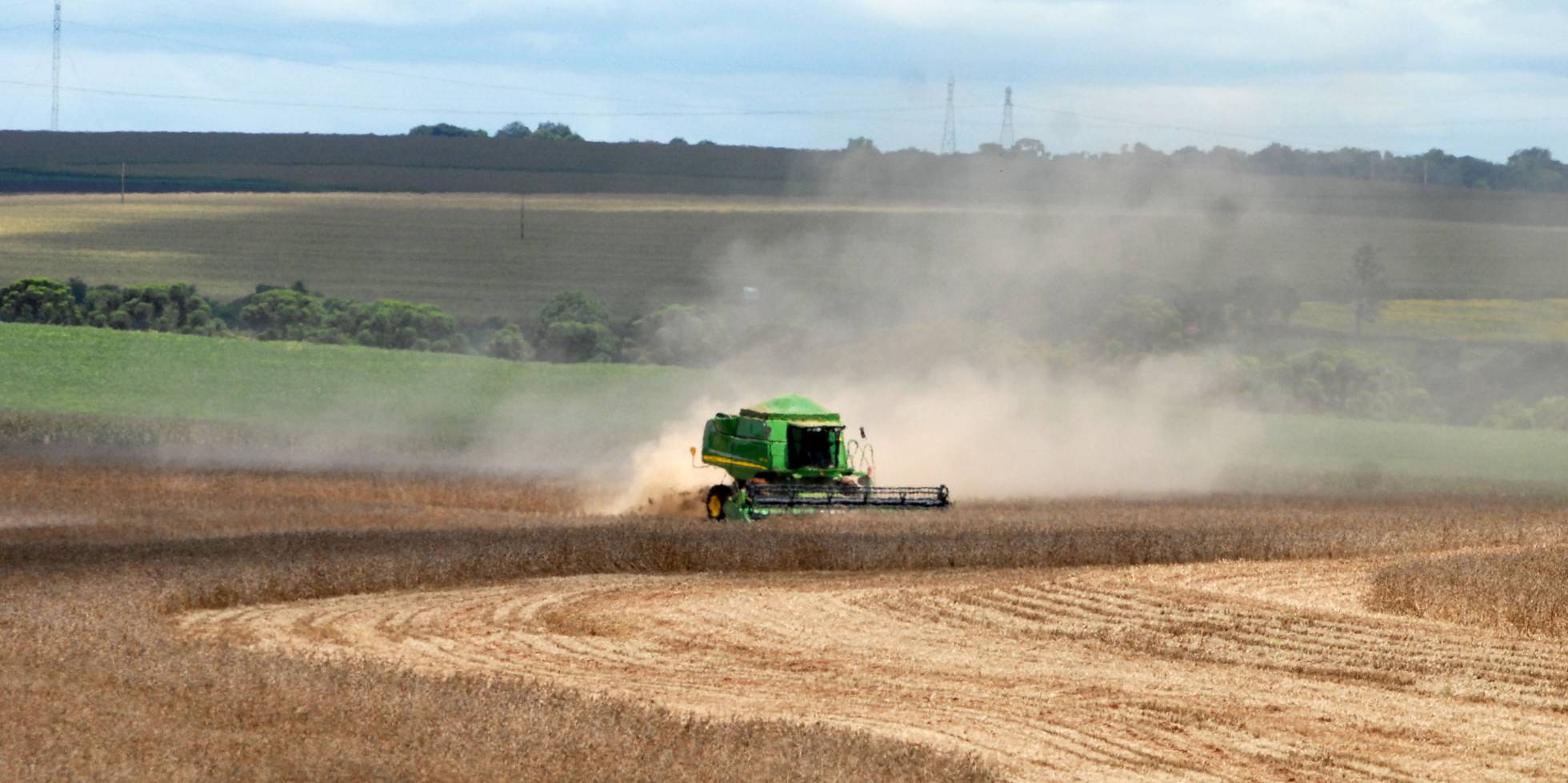 CONTRAMÃO: A operação para afrouxar ainda mais a lei de agrotóxicos no Brasil