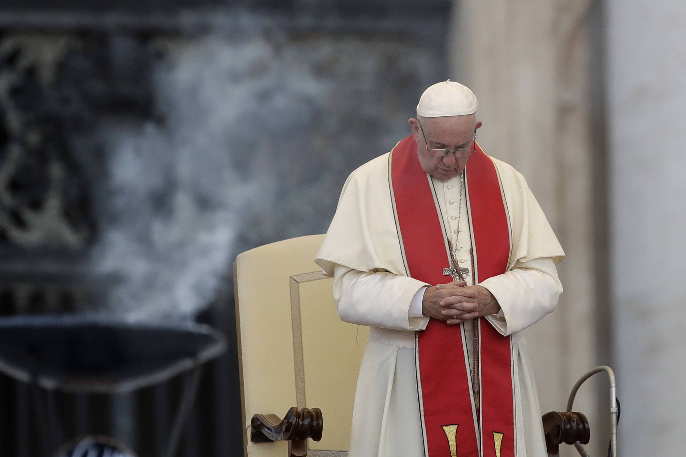 Papa muda doutrina da Igreja e torna pena de morte 'inadmissível'