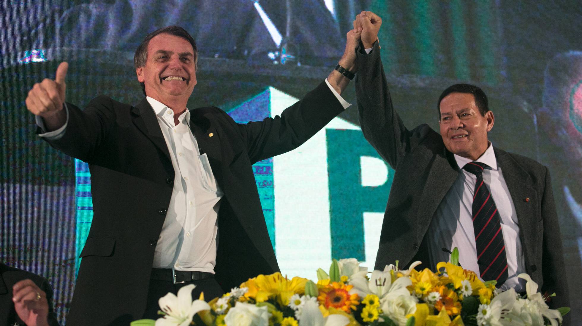 GENERAL MOURÃO: O protagonismo do vice-presidente perante o Mundo - Por Vick Bacon