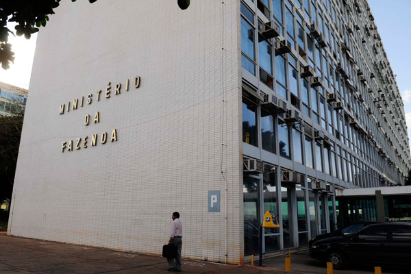 Em Brasília, auditores da Receita fazem protesto no Ministério da Fazenda