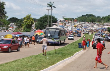 Cemitérios da capital recebem milhares de visitantes no dia de finados 