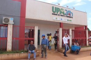 Paciente reclama de falta de atendimento na UPA da zona Leste - FOTOS