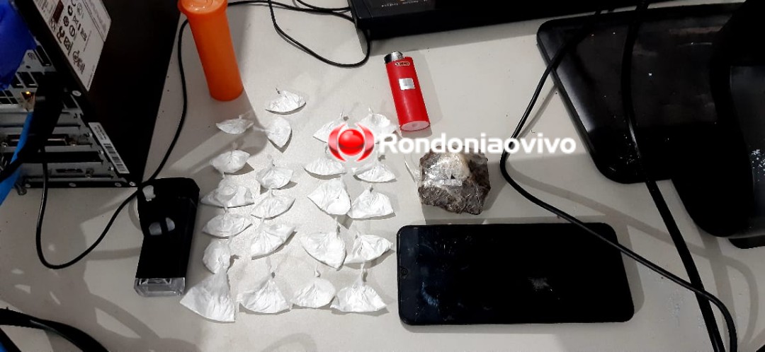 TRAFICANDO: Adolescente é flagrado com várias porções de cocaína após denúncia