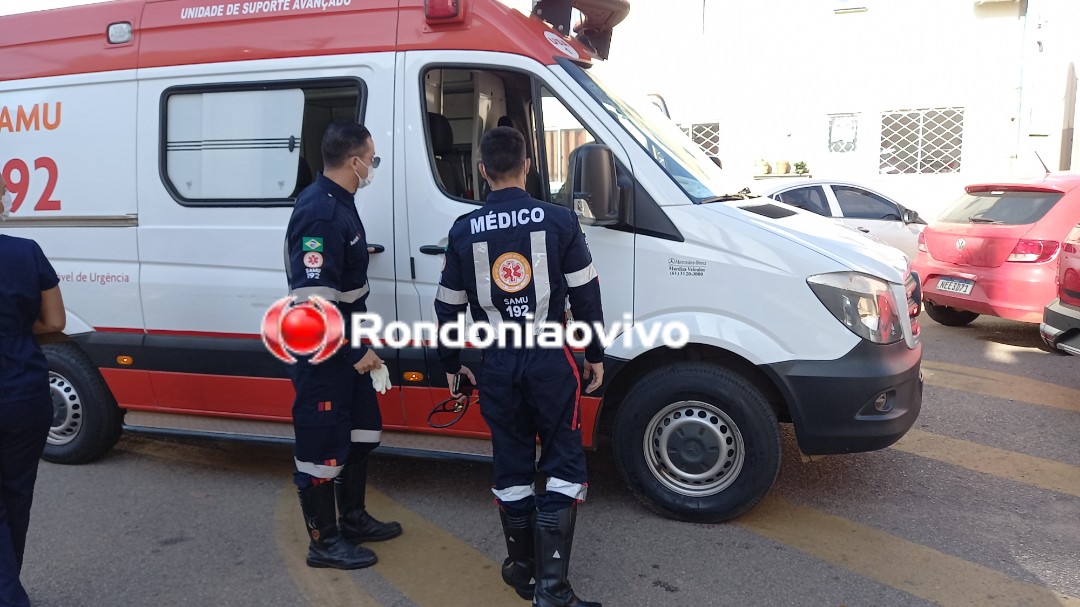 BALEADO NO PESCOÇO: Motociclista tenta matar homem a tiros em frente de residência