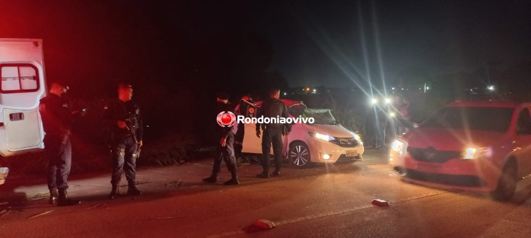 DESGOVERNADO: Capotamento de automóvel deixa casal ferido na zona Sul