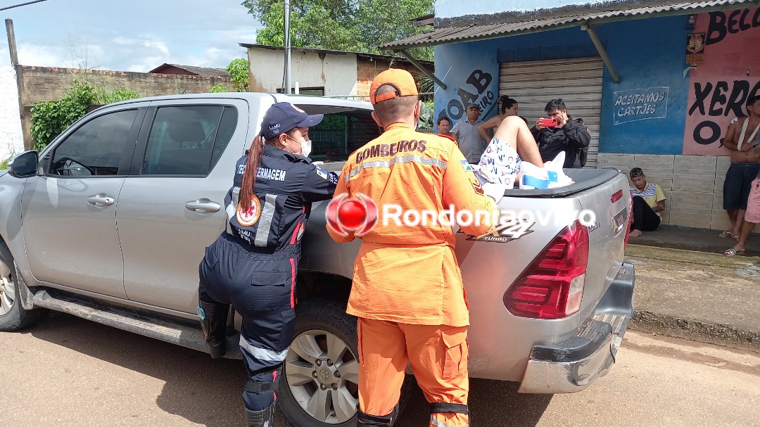 AO VIVO: Ambulância do SAMU faz resgate de motoqueiro que bateu em Hilux 