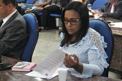 CONTRA O VETO: Joelna Holder é solidária aos vigilantes em votação na Câmara