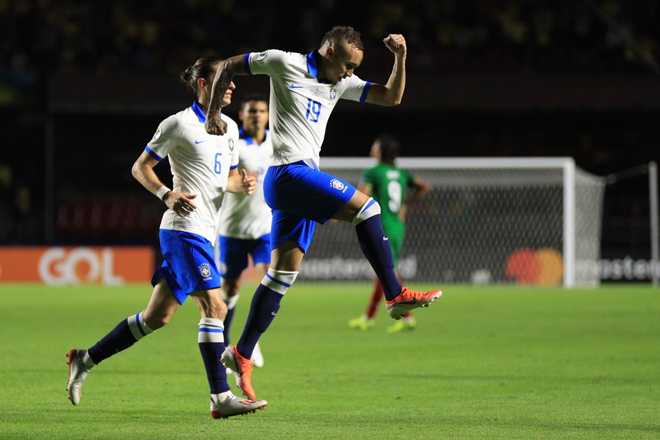 COPA AMÉRICA: Brasil aproveita chances no 2º tempo e supera Bolívia por 3 x 0