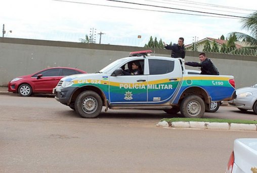 Confusão entre policiais militares acaba com dois PMs baleados
