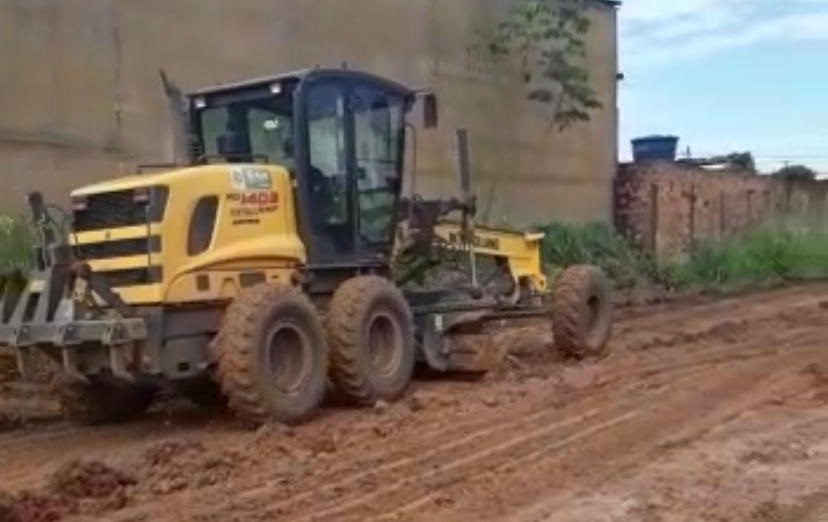 BAIRRO: Semob realiza serviço no Três Marias a pedido do vereador Edimilson Dourado