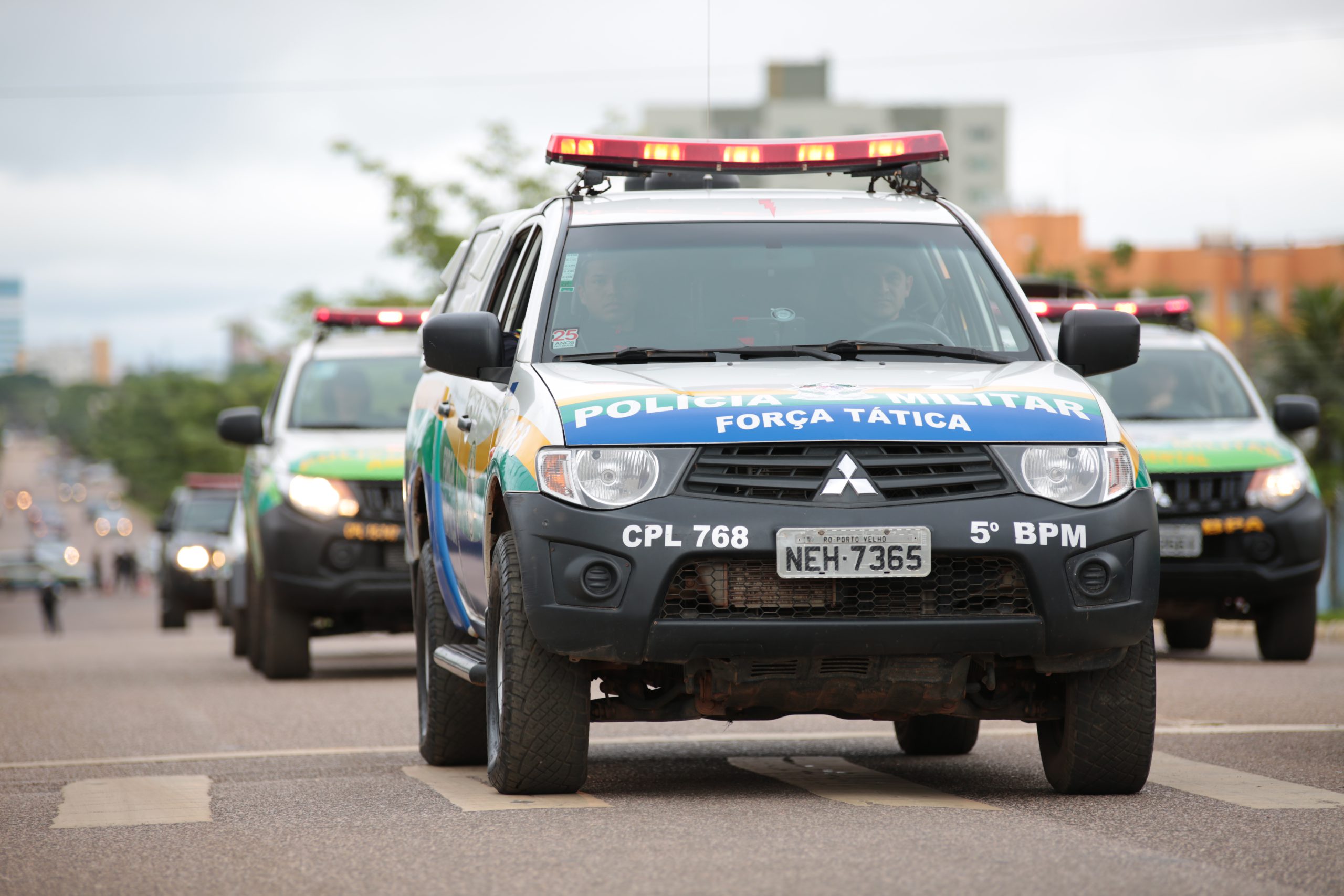 DEU B.O: Polícia Militar intervém em confusão durante 'Baile dos Idosos'
