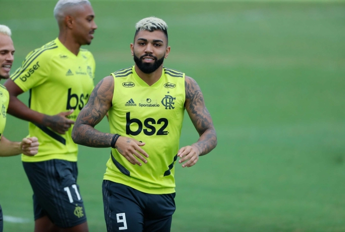 É DO FLA! Permanência de Gabigol no Flamengo já estaria 90% acertada, diz comentarista